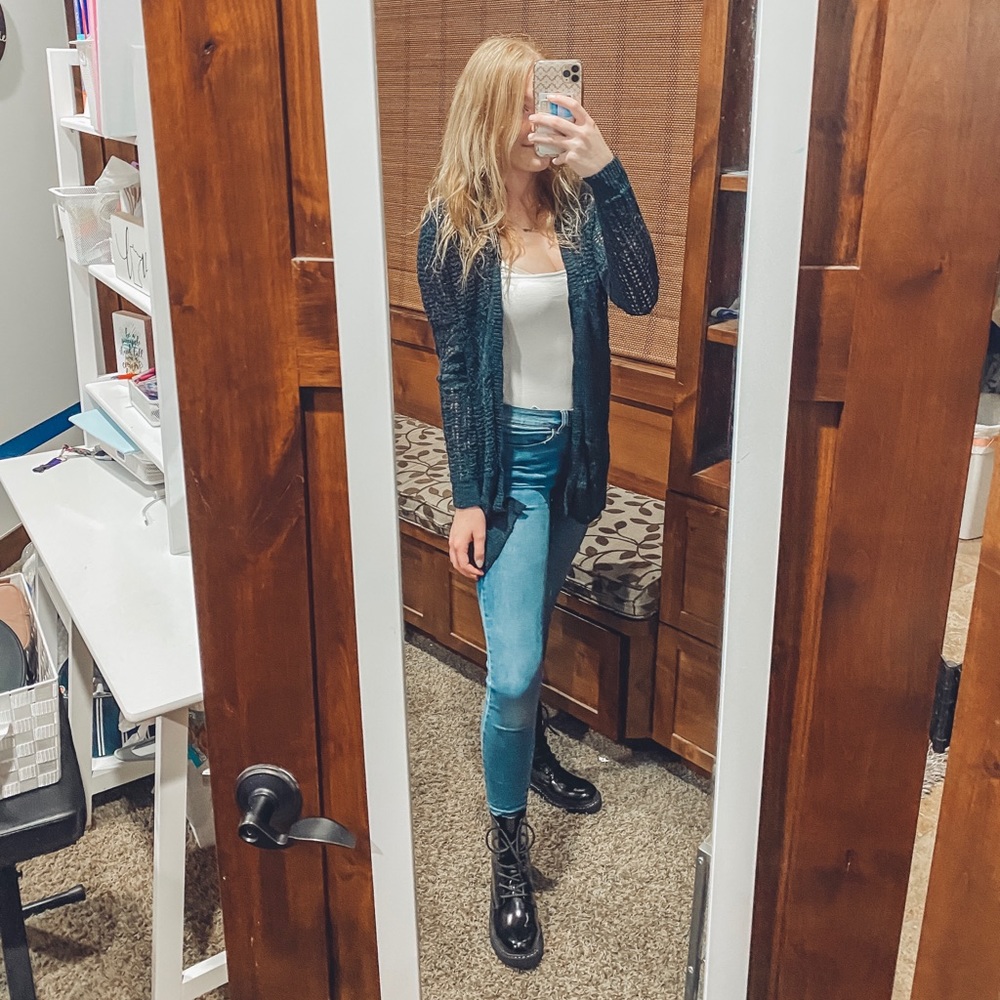 Black Cardi